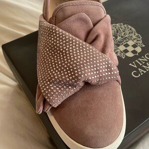 Slip on vince camuto